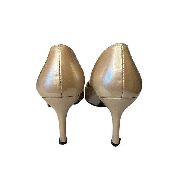 Stuart Weitzman Nouveau Patent Leather Champagne Heels Pumps Size 7.5 M - Picture 4 of 7